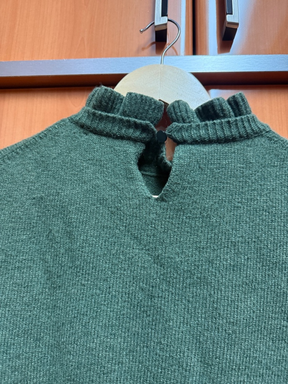 Green Ruffle-Neck Women's Sweater - Picture 5 of 5